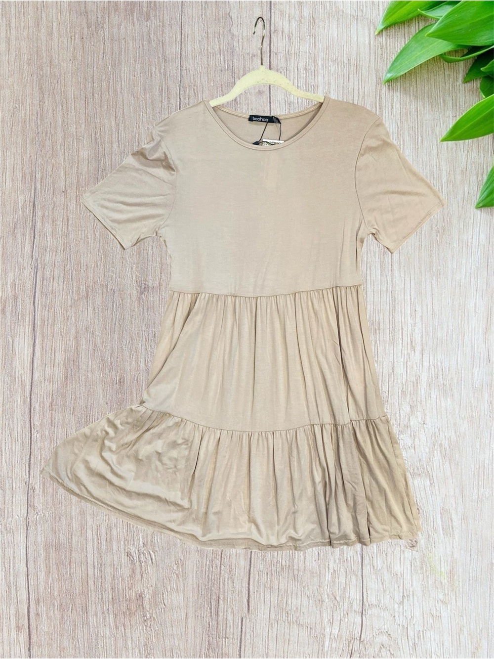 boohoo Stone Short Sleeve Drop Hem Tiered Smock Dress Woven Size 14 - Picture 3 of 5